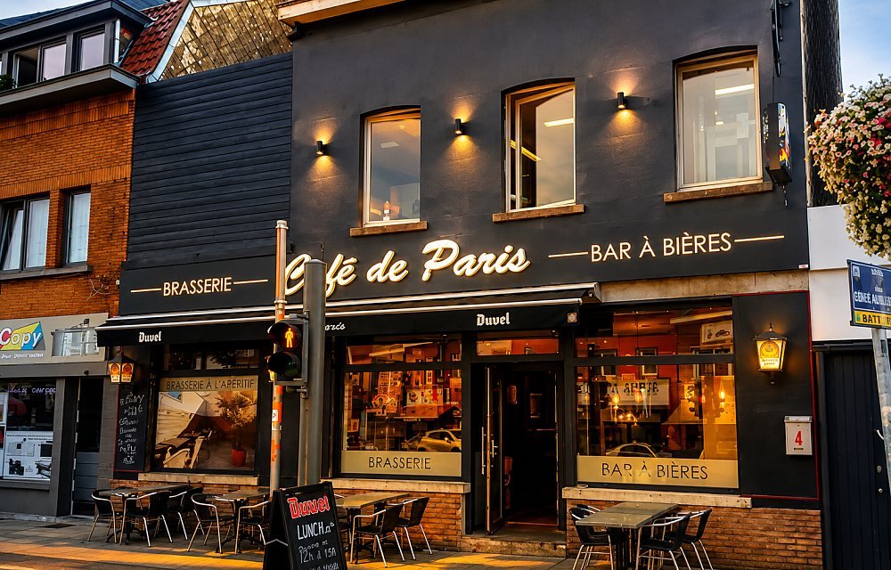 La devanture du Café de Paris, chaussée de Tervuren à Waterloo